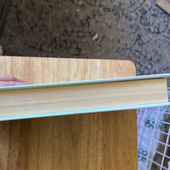 Nine Perfect Strangers Book by Liane Moriarty - Picture 3 of 4